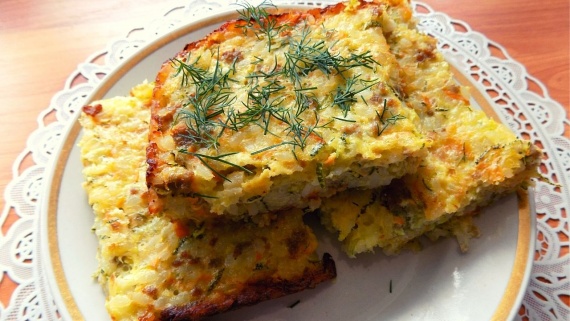Рисовая запеканка с фаршем и кабачками